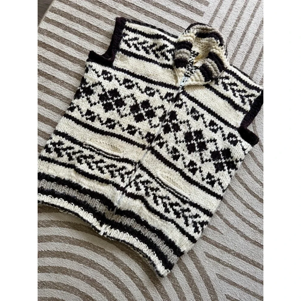 Vintage Cowichan Sweater Vest Hand‎ Spun Wool Fair Isle Original Cert Tag XL